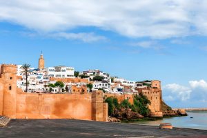 Lire la suite à propos de l’article A retenir   : Au Maroc, le ministre de la Justice accusé de népotisme par les apprentis avocat
